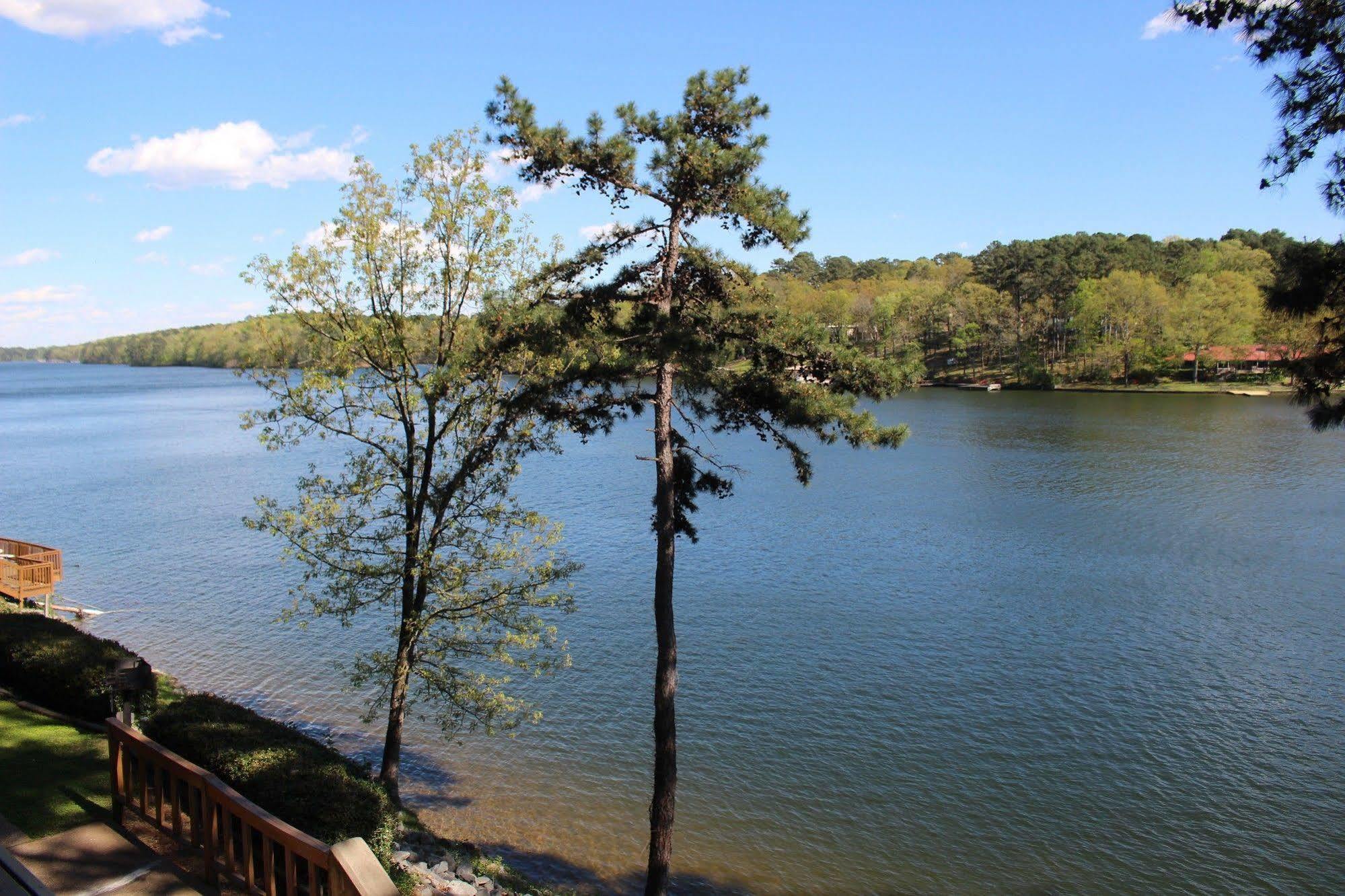 The Wharf Resort Lake Hamilton Exterior foto